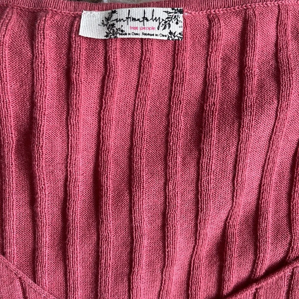 Free People Scoop Neck Raspberry Pink Top - Picture 2 of 4